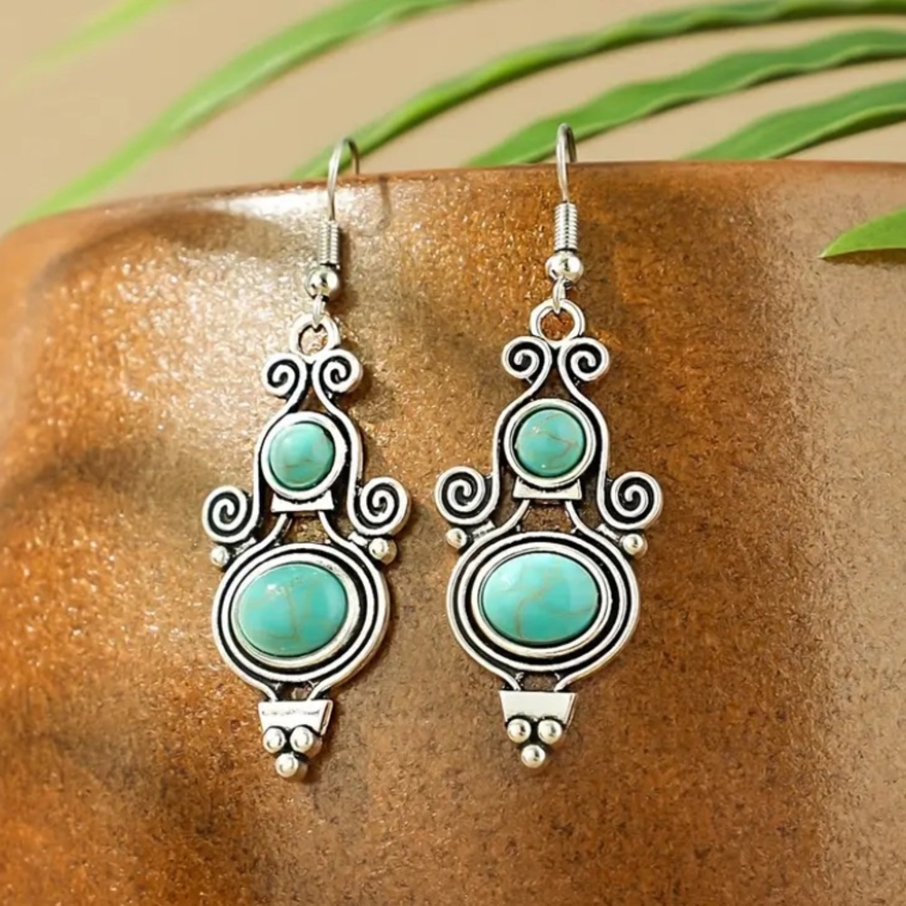 NEW The Miri dangle Earrings Boho Turquoise color - Boutique